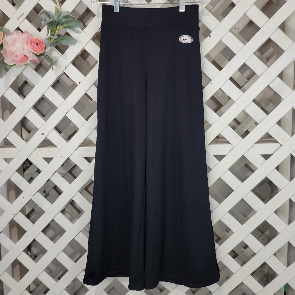 Nike Wide Leg Ribbed Cropped Leggings Size XS